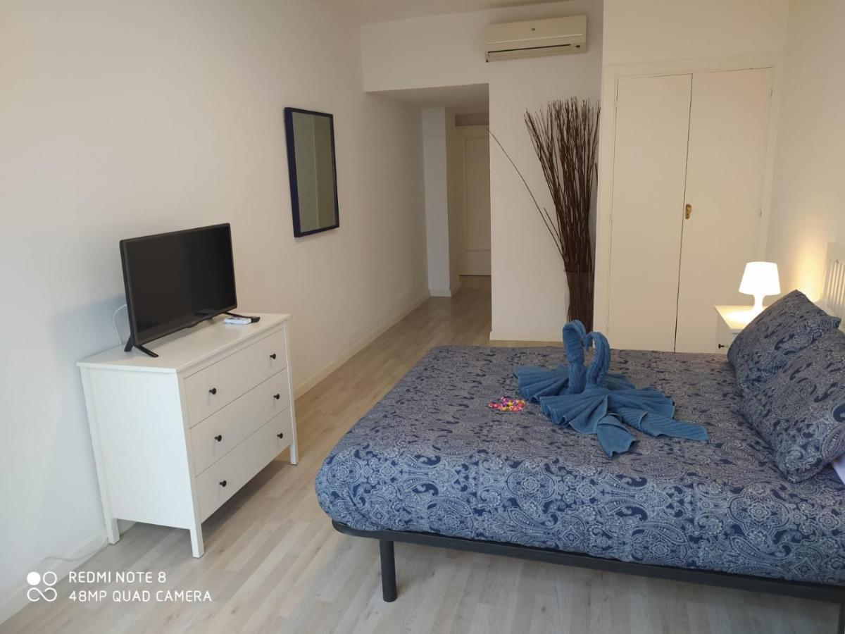 Ferienwohnung Apartamento Con Encanto 'Larios Luxy' Málaga Exterior foto