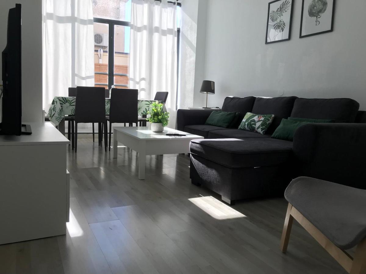 Ferienwohnung Apartamento Con Encanto 'Larios Luxy' Málaga Exterior foto