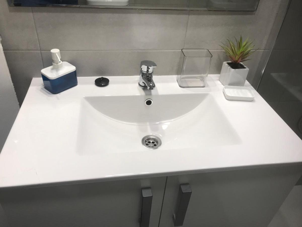 Ferienwohnung Apartamento Con Encanto 'Larios Luxy' Málaga Exterior foto