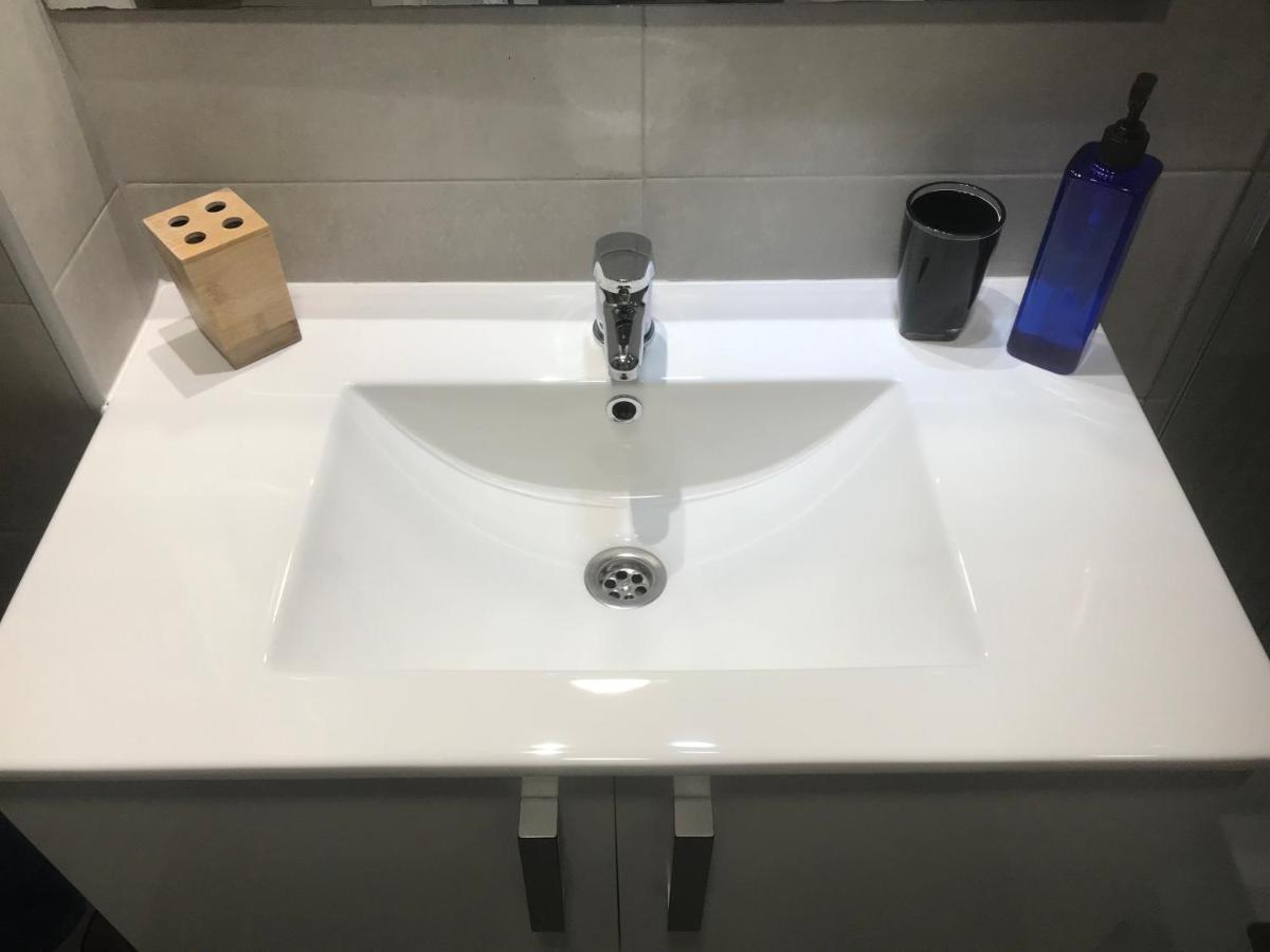Ferienwohnung Apartamento Con Encanto 'Larios Luxy' Málaga Exterior foto